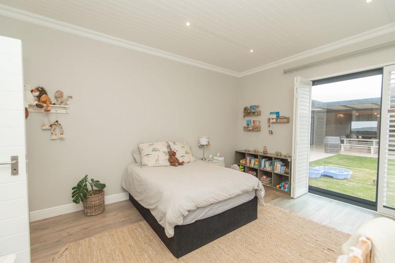 4 Bedroom Property for Sale in Kragga Kamma Eastern Cape